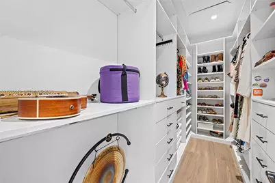 2662 NE 135th St, North Miami, FL 33181 - Photo 15