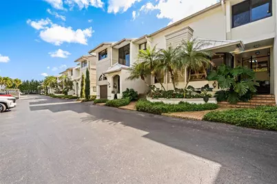 2662 NE 135th St, North Miami, FL 33181 - Photo 27