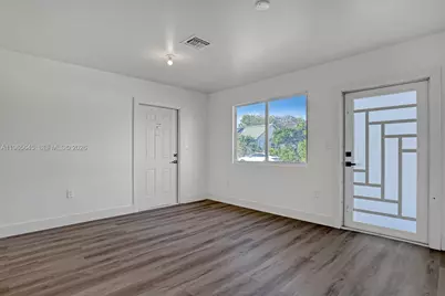 802 S M St #802, Lake Worth, FL 33460 - Photo 7