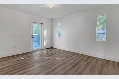 802 S M St #802, Lake Worth, FL 33460 - Photo 13