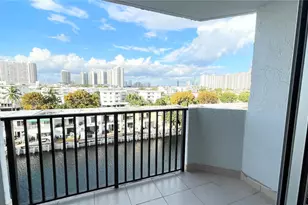 3703 NE 166th St, North Miami Beach, FL 33160 - Photo 3