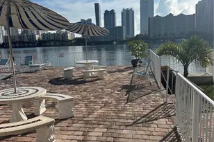 3922 NE 166th St, North Miami Beach, FL 33160 - Photo 15