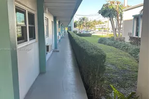 3922 NE 166th St, North Miami Beach, FL 33160 - Photo 9