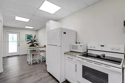 126 Columbus Dr, Islamorada, FL 33036 - Photo 57