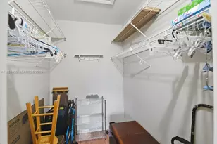 9850 Sunrise Lakes Blvd, Sunrise, FL 33322 - Photo 19