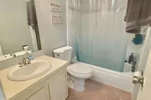 5200 NE 6th Ave, Oakland Park, FL 33334 - Photo 7