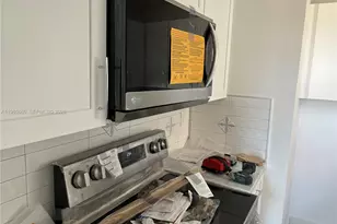 1121 SW 122nd Ave, Miami, FL 33184 - Photo 3