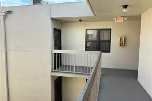 1121 SW 122nd Ave, Miami, FL 33184 - Photo 15