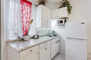 351 E 13th St, Hialeah, FL 33010 - Photo 21