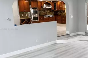 901 SW 121st Ave, Davie, FL 33325 - Photo 5