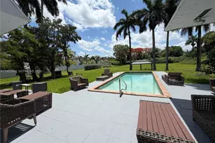 901 SW 121st Ave, Davie, FL 33325 - Photo 13