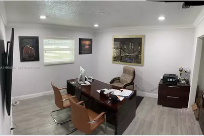 951 SW 121 Ave, Davie, FL 33325 - Photo 3