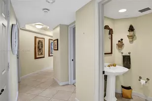 301 N Birch Rd, Fort Lauderdale, FL 33304 - Photo 21