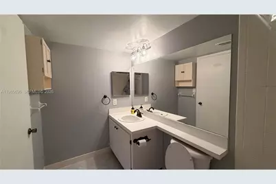 530 S Park Rd #35-11, Hollywood, FL 33021 - Photo 13