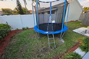 13950 Oaklawn Pl, Davie, FL 33325 - Photo 21