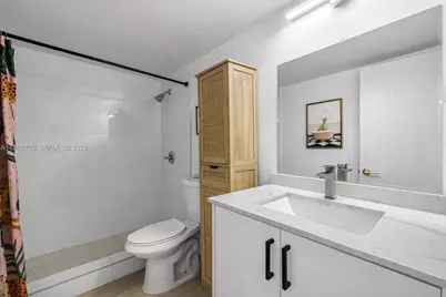 345 Ocean Dr #718, Miami Beach, FL 33139 - Photo 7