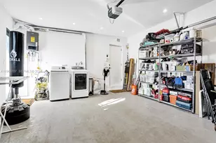 1941 NE 186th Dr, North Miami Beach, FL 33179 - Photo 41