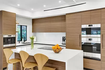 1941 NE 186th Dr, North Miami Beach, FL 33179 - Photo 9