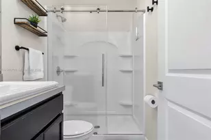 2819 NW 181st St, Miami Gardens, FL 33056 - Photo 37