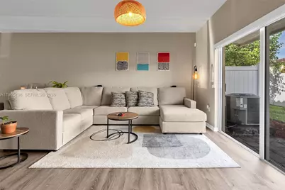 2819 NW 181st St, Miami Gardens, FL 33056 - Photo 23