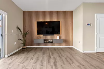 2819 NW 181st St, Miami Gardens, FL 33056 - Photo 25