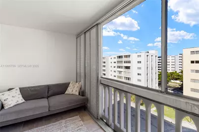 301 NE 14th Ave #601, Hallandale Beach, FL 33009 - Photo 17