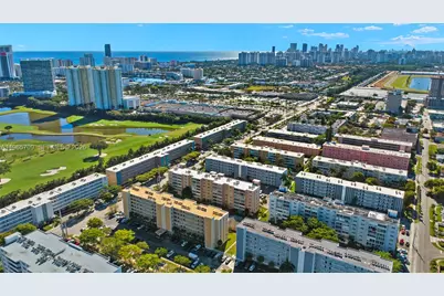 301 NE 14th Ave #601, Hallandale Beach, FL 33009 - Photo 25