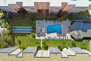 301 NE 14th Ave, Hallandale Beach, FL 33009 - Photo 27