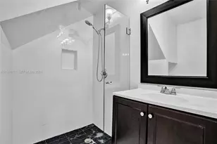 15502 SW 137th Pl, Miami, FL 33177 - Photo 25