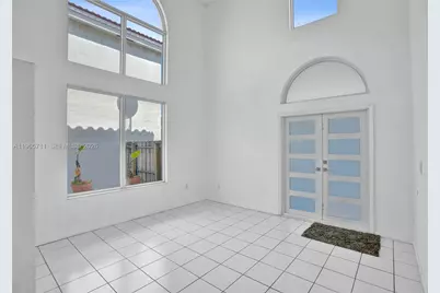 15502 SW 137th Pl, Miami, FL 33177 - Photo 9