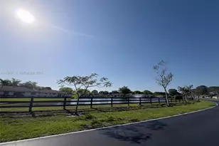 10198 Dovewood Ln, Boynton Beach, FL 33436 - Photo 17