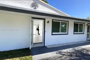 2308 NW 3rd Ave, Wilton Manors, FL 33311 - Photo 3