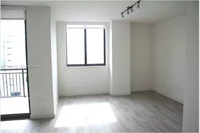 999 SW 1st Ave #2106, Miami, FL 33130 - Photo 9