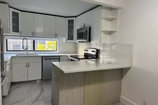 17021 N Bay Rd, Sunny Isles Beach, FL 33160 - Photo 1