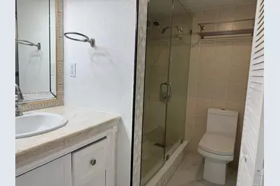 17021 N Bay Rd #627, Sunny Isles Beach, FL 33160 - Photo 17