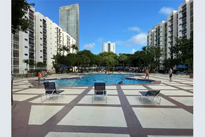 17021 N Bay Rd #627, Sunny Isles Beach, FL 33160 - Photo 3