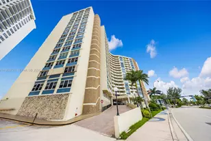 3180 S Ocean Dr, Hallandale Beach, FL 33009 - Photo 5