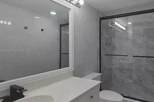 19380 Collins Ave, Sunny Isles Beach, FL 33160 - Photo 11