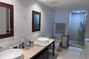 475 Brickell Ave, Miami, FL 33131 - Photo 11