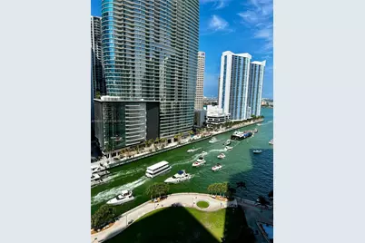 475 Brickell Ave #1715, Miami, FL 33131 - Photo 17
