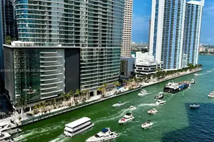 475 Brickell Ave, Miami, FL 33131 - Photo 17