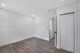 6905 NW 4th Ct, Miami, FL 33150 - Photo 7