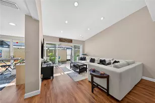 8733 Cleary Blvd, Plantation, FL 33324 - Photo 9