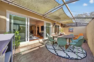 8733 Cleary Blvd, Plantation, FL 33324 - Photo 11