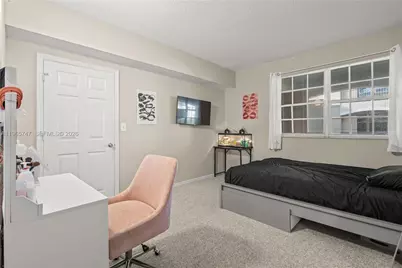 230 SW 117th Ter #11108, Pembroke Pines, FL 33025 - Photo 11