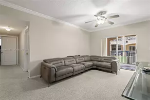 230 SW 117th Terrace, Pembroke Pines, FL 33025 - Photo 3
