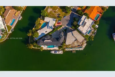 16479 NE 30th Ave, North Miami Beach, FL 33160 - Photo 3