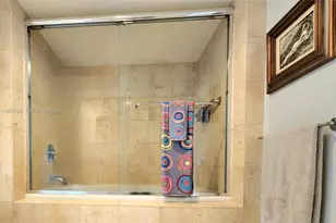 1800 S Ocean Dr, Hallandale Beach, FL 33009 - Photo 25