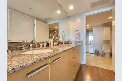 1800 S Ocean Dr #2406, Hallandale Beach, FL 33009 - Photo 27