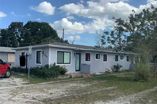 896 NW 103rd St, Miami, FL 33150 - Photo 1